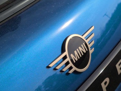 New 2026 MINI Cooper 4-Door Hardtop image 12