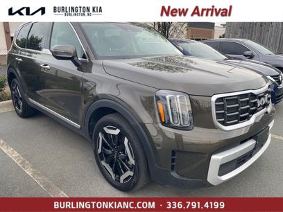 Certified 2025 Kia Telluride S