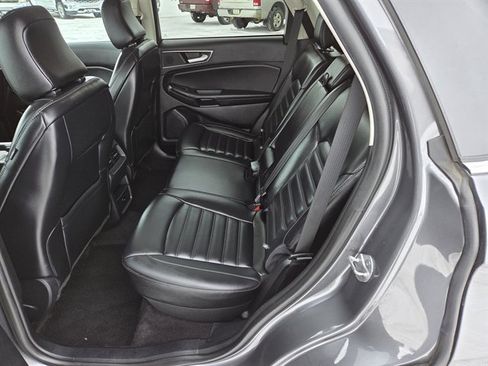 Used 2024 Ford Edge SEL image 6