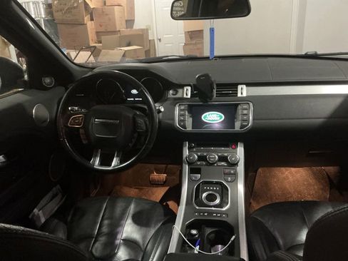 Used 2015 Land Rover Range Rover Evoque Pure Premium AWD/4WD image 18