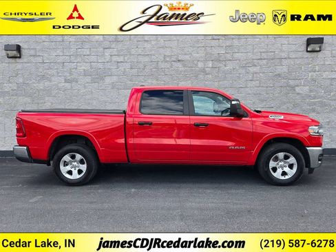 Used 2025 RAM 1500 Big Horn AWD/4WD image 6