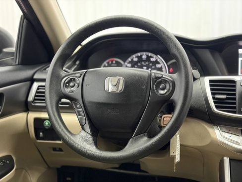 Used 2014 Honda Accord LX image 19