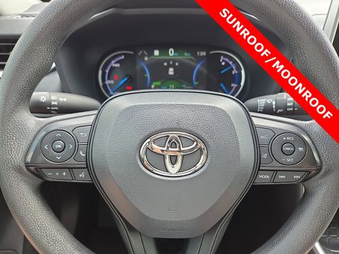 Used 2025 Toyota RAV4 XLE w/ Convenience Package AWD/4WD image 24