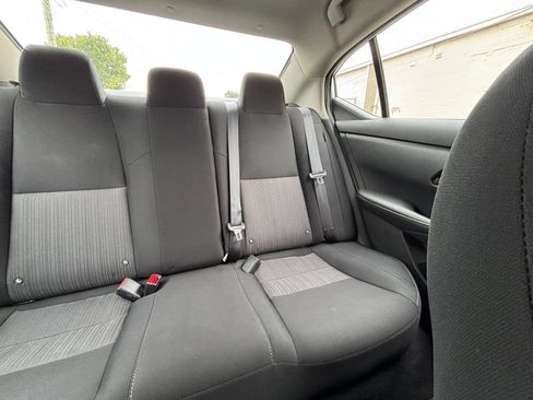 Used 2025 Nissan Sentra SV FWD image 35