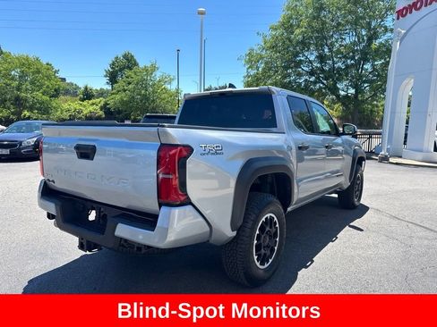 Certified 2026 Toyota Tacoma TRD Off-Road AWD/4WD image 6