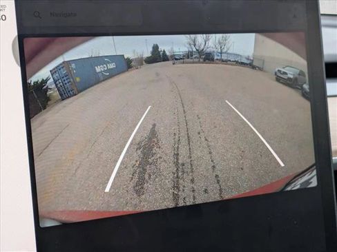 Used 2023 Tesla Model Y Long Range image 14