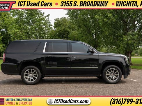 Used 2018 GMC Yukon XL Denali w/ Open Road Package AWD/4WD image 7