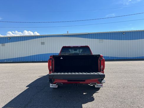 Used 2024 GMC Sierra 1500 Denali AWD/4WD image 4