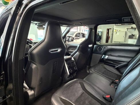 Used 2019 Land Rover Range Rover Sport SVR image 35
