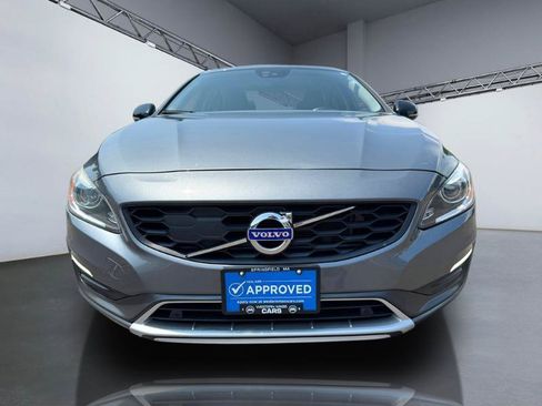Used 2016 Volvo S60 T5 Cross Country Platinum AWD/4WD image 10