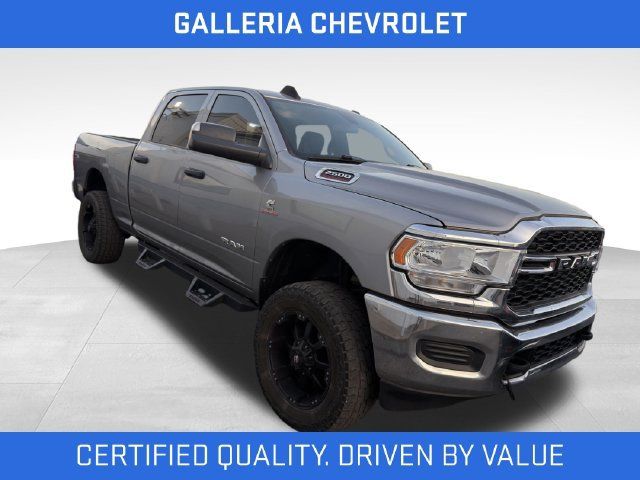 Used 2022 RAM 2500 Tradesman AWD/4WD image 2