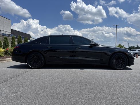 Used 2023 Mercedes-Benz Maybach S 580 4MATIC image 11