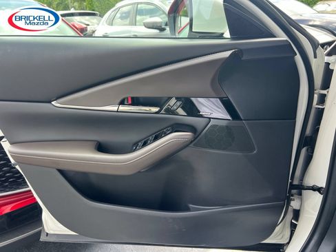 Used 2023 MAZDA CX-30 AWD 2.5 S w/ Premium Package image 11