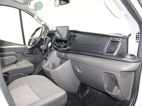 Used 2024 Ford Transit 350 XLT RWD image 24