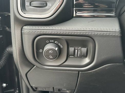 New 2026 RAM 2500 Limited AWD/4WD image 25