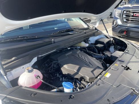 Certified 2026 Kia Carnival EX image 31