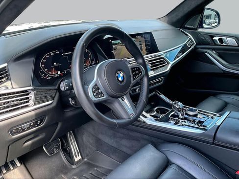 Used 2022 BMW X7 M50i w/ Dynamic Handling Package AWD/4WD image 18