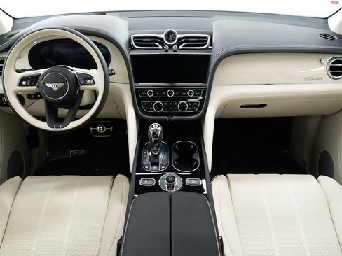 Certified 2023 Bentley Bentayga Extended Wheelbase AWD/4WD image 27