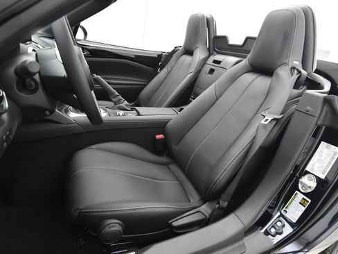 New 2026 MAZDA MX-5 Miata Grand Touring w/ Weather Package RWD image 26