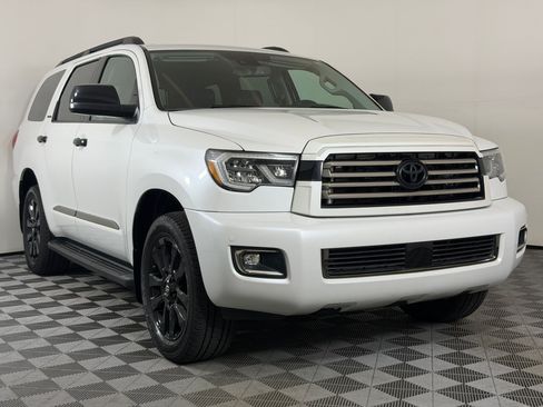Used 2022 Toyota Sequoia Nightshade AWD/4WD image 7