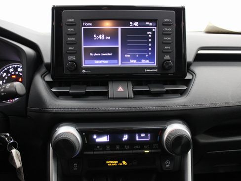 Used 2021 Toyota RAV4 LE image 37