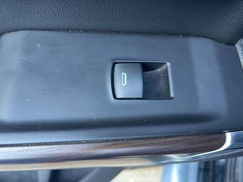 Used 2019 GMC Sierra 1500 SLT w/ SLT Premium Plus Package image 28