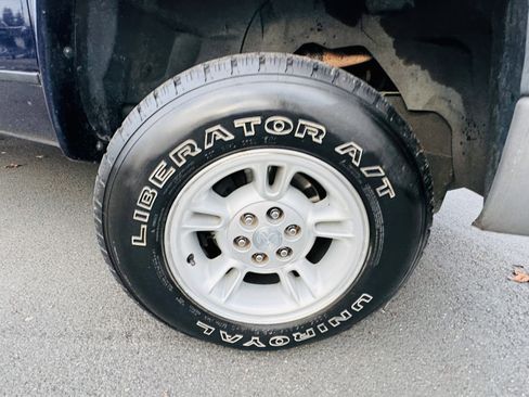 Used 1999 Dodge Dakota SLT image 4