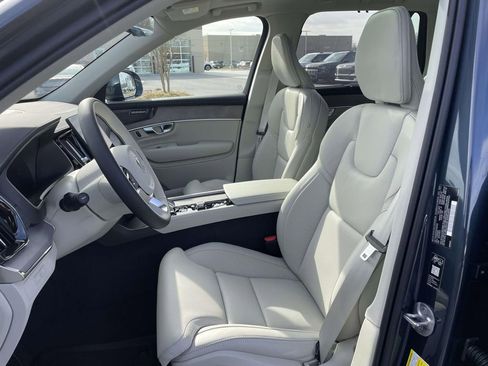 New 2026 Volvo XC90 T8 Ultra image 8