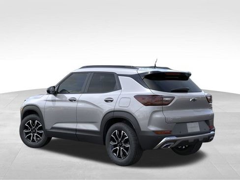 New 2026 Chevrolet TrailBlazer ACTIV w/ Driver Confidence Package AWD/4WD image 3