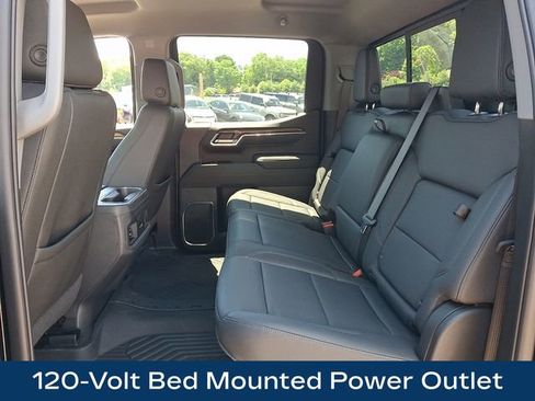 Used 2026 Chevrolet Silverado 1500 LT Trail Boss w/ LT Trail Boss Premium Package AWD/4WD image 21