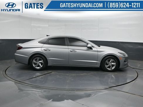 Certified 2023 Hyundai Sonata SE FWD image 3