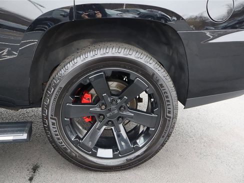 Used 2019 GMC Yukon Denali w/ Denali Ultimate Package image 11