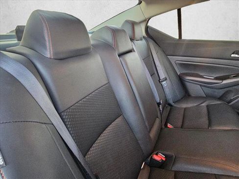 Used 2024 Nissan Altima 2.5 SR image 21