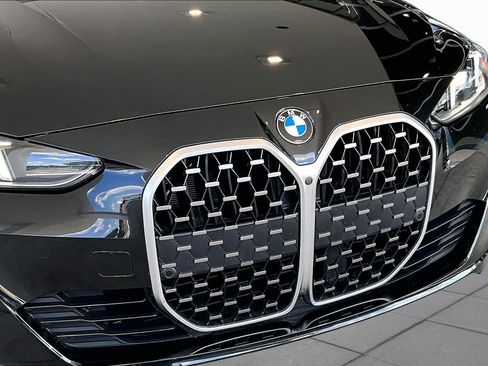 Used 2025 BMW 430i w/ Premium Package RWD image 29