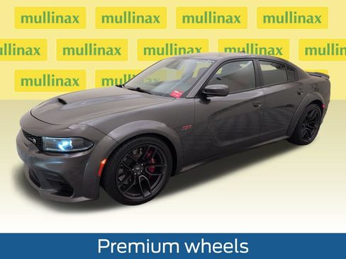 Used 2022 Dodge Charger Scat Pack RWD image 11