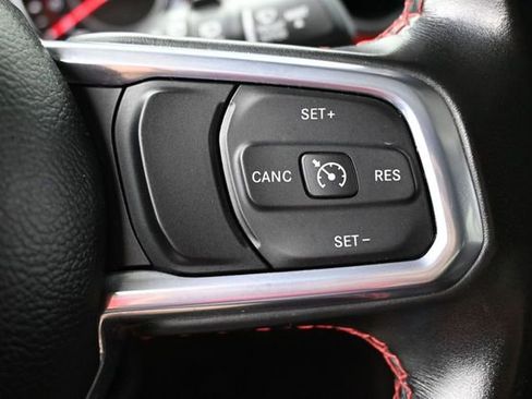 Used 2022 Jeep Wrangler Unlimited Rubicon AWD/4WD image 29