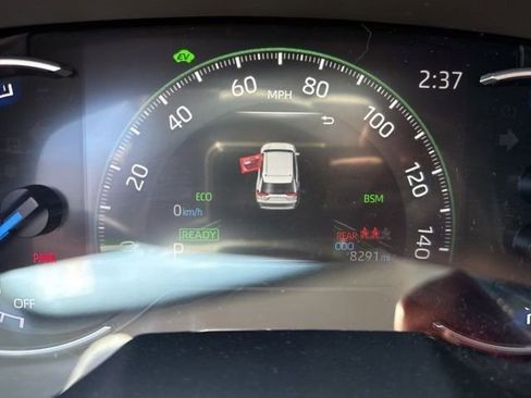 Used 2025 Toyota RAV4 XLE w/ Convenience Package AWD/4WD image 9