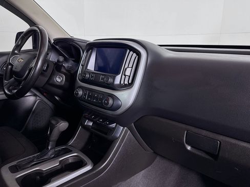 Used 2020 Chevrolet Colorado LT image 28