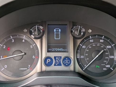 Used 2010 Lexus GX 460 Premium AWD/4WD image 18