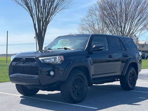 Used 2016 Toyota 4Runner SR5 Premium AWD/4WD image 4