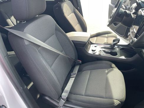 Used 2023 Chevrolet Traverse LT AWD/4WD image 24