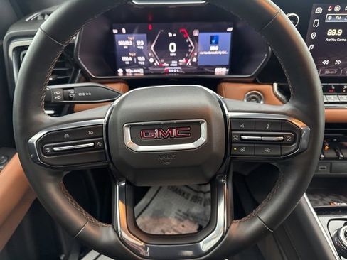 Used 2024 GMC Canyon AT4 w/ AT4 Premium Package image 22