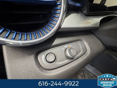 Used 2024 Chevrolet Trax LT w/ Driver Confidence Package FWD image 21
