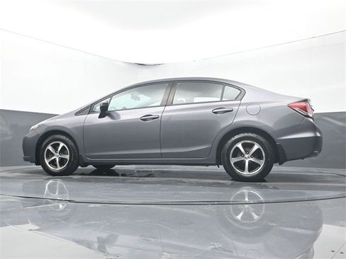 Used 2015 Honda Civic SE image 9
