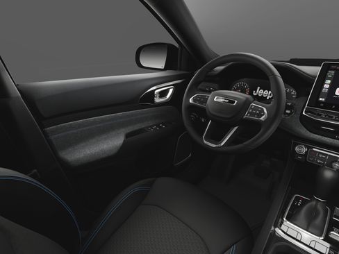 New 2026 Jeep Compass Latitude AWD/4WD image 8
