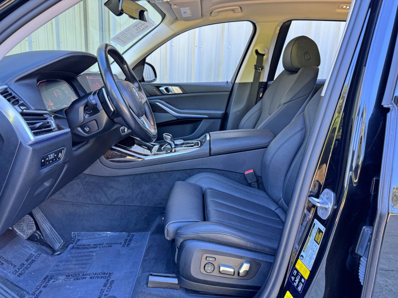 Used 2021 BMW X7 xDrive40i w/ Premium Package AWD/4WD image 17