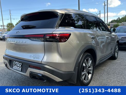 Used 2023 INFINITI QX60 Luxe w/ Performance Audio Package image 5