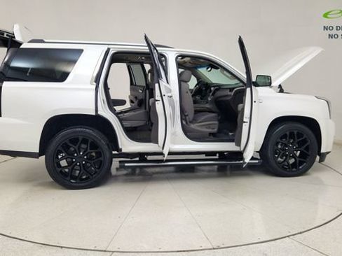 Used 2019 GMC Yukon Denali w/ Denali Ultimate Package AWD/4WD image 57