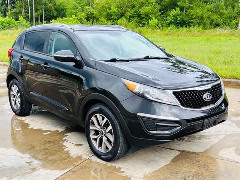Used 2014 Kia Sportage LX image 3