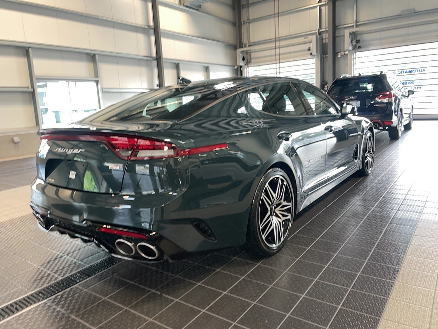 Used 2023 Kia Stinger GT2 AWD/4WD image 8